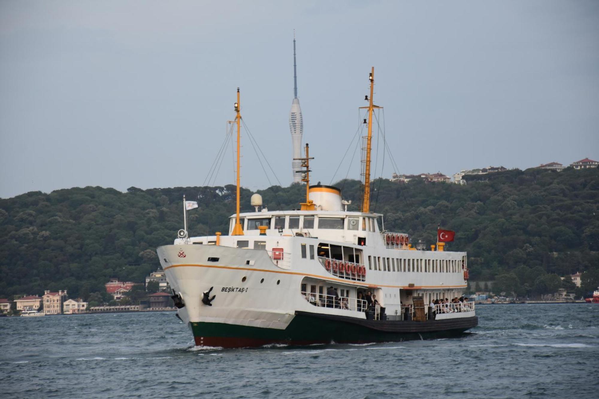 Torch Suit Istanbul Luaran gambar